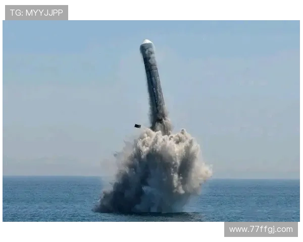 凤凰卫视军事直播：全球战局与国防解析